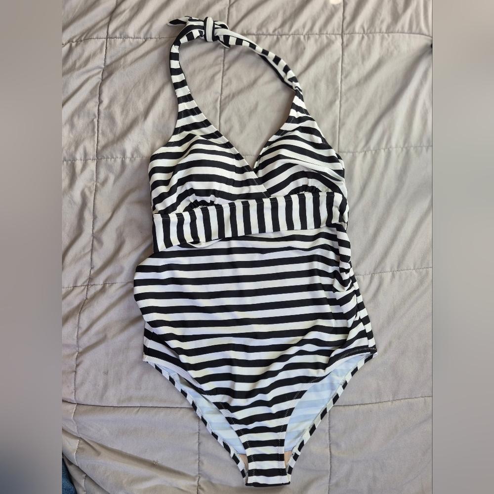 NWT Motherhood Maternity Beach Bump Striped Halter One Piece Swimsuit, Med., B&W
